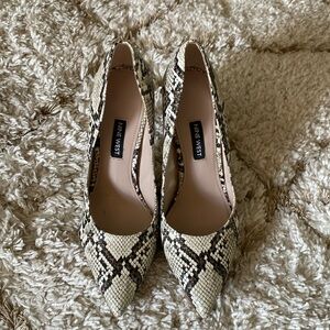 None west shoes size 7